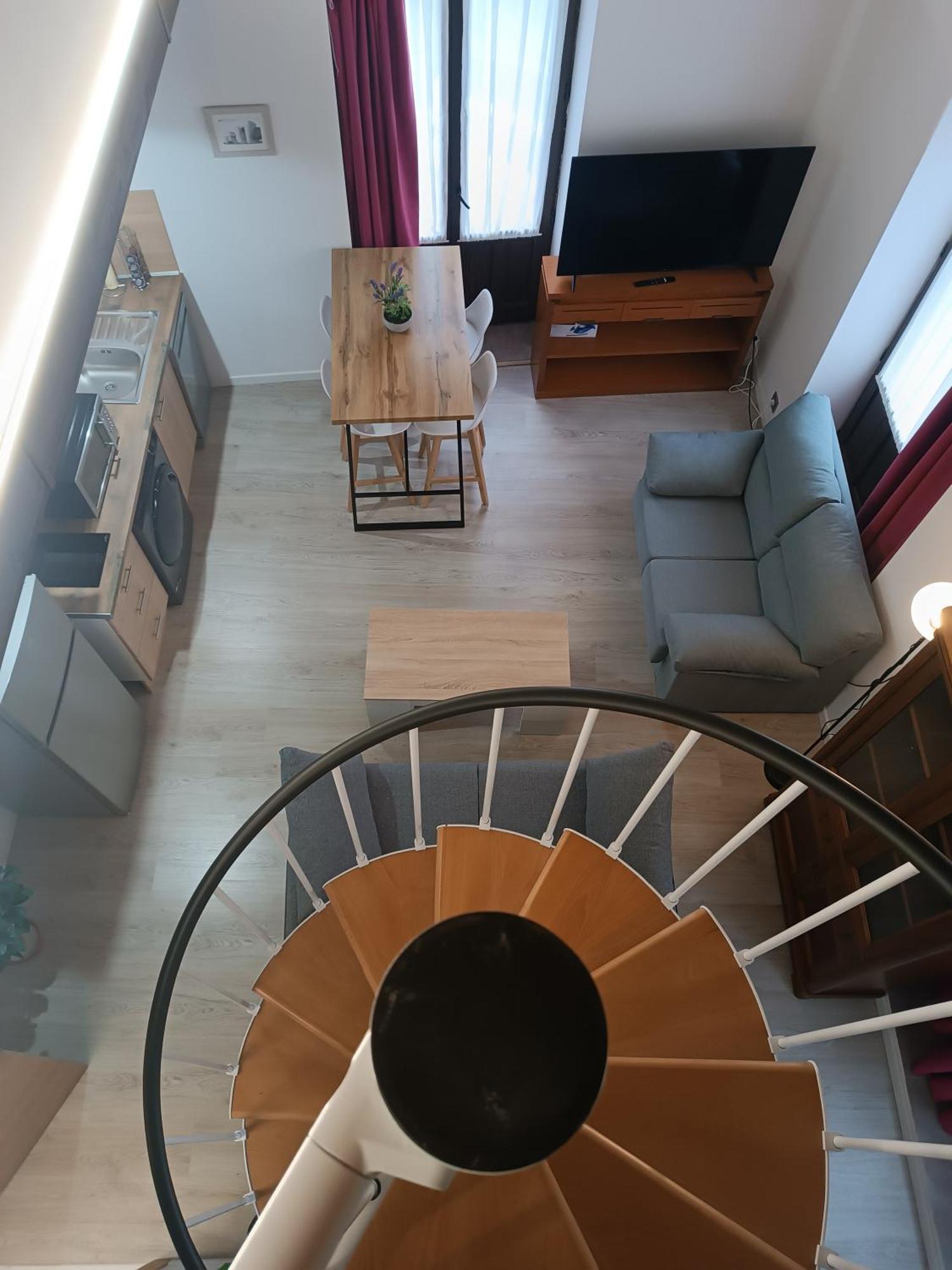 Apartamentos Turisticos Avila Puerta De Los Leales 1-2 Екстериор снимка